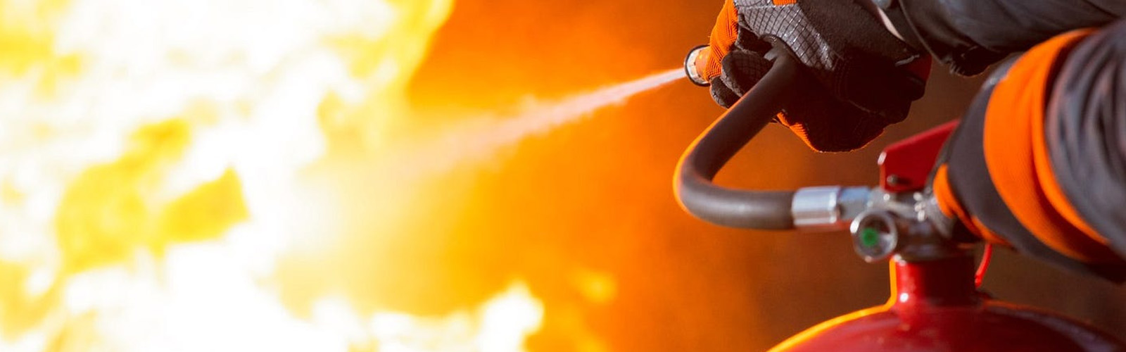 marine-fire-safety-page-portable-fire-extinguishers-banner-2